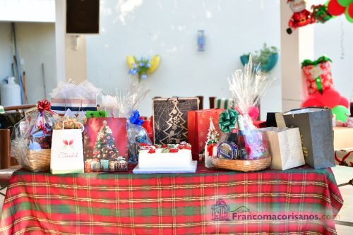 Compartir navideño personal odontologia san vicente de paul_00017