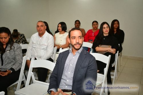 Conferencia y juramentacion de la asociacion de odontologia_00025