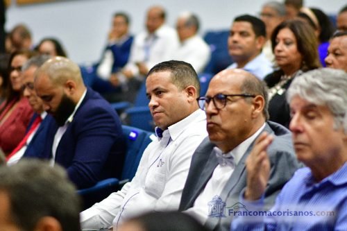 Foro aborda el futuro de la provincia Duarte_00009