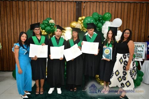 Graduacion Liceo Pedro Henriquez Ureña-Sept 00013