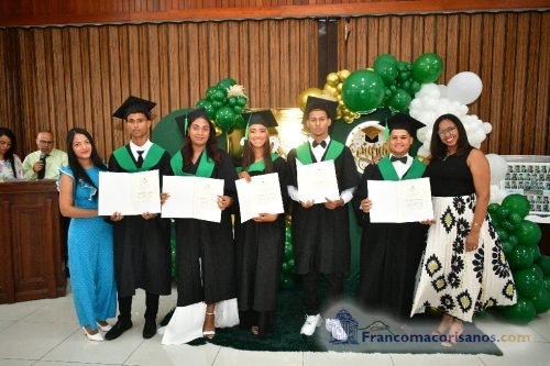 Graduacion Liceo Pedro Henriquez Ureña-Sept 00014