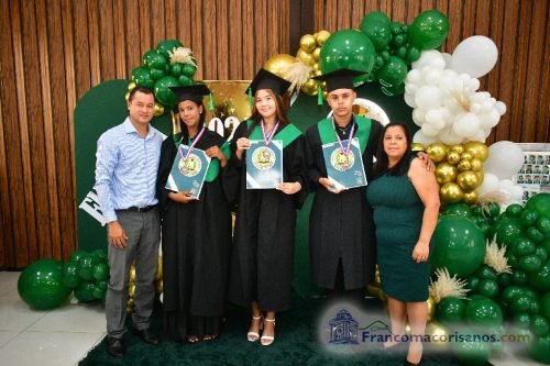 Graduacion Liceo Pedro Henriquez Ureña-Sept 00023