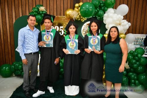 Graduacion Liceo Pedro Henriquez Ureña-Sept 00024