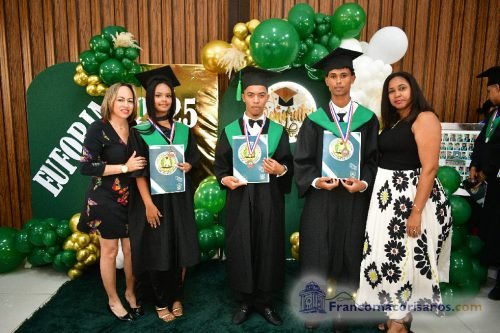 Graduacion Liceo Pedro Henriquez Ureña-Sept 00026