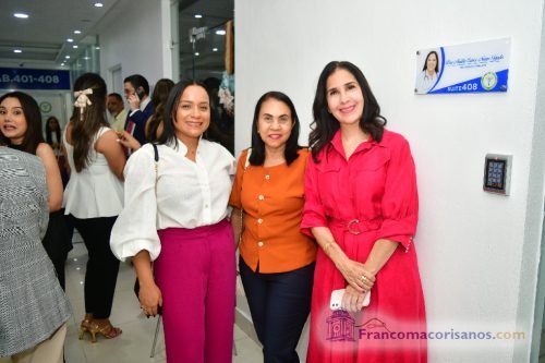 Inauguracion Consultorio Dr Carla Henriquez_00029