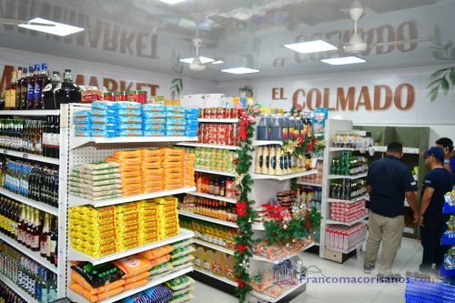 Inauguracion 'La Esquina' Luis Camilo_00003