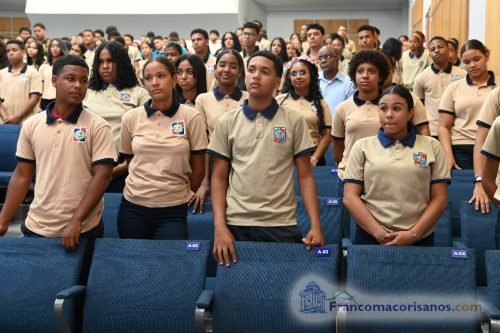 Proyección documental Islas de Plástico_00004