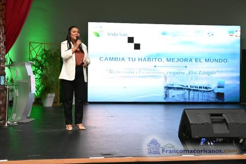 Proyección documental Islas de Plástico_00013
