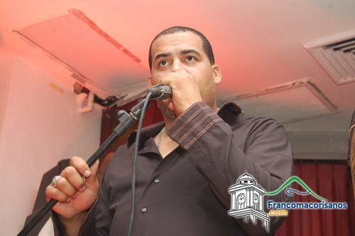 Tbt 2009 Julián Oro Duro En Luffero Café, Cuando Yiyo Sarante Era Corista 01