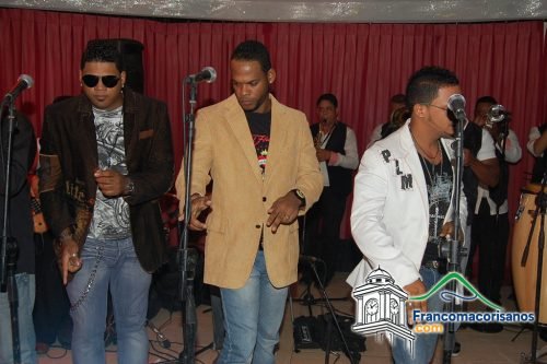 Tbt 2009 Julián Oro Duro En Luffero Café, Cuando Yiyo Sarante Era Corista 15