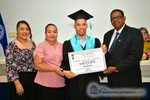 31 graduacion escuela de locucion otto rivera_00011