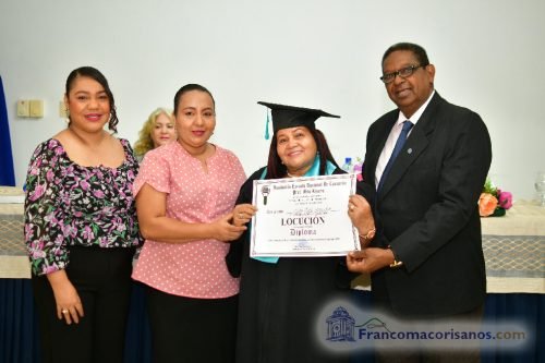 31 graduacion escuela de locucion otto rivera_00020