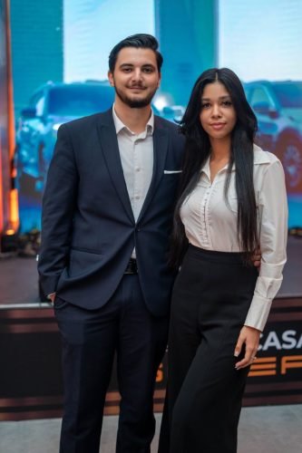 5- 5372- Samy Nivet y Naomi Maldonado