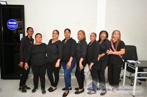 Alcalde Alex Díaz entrega dos funerarias municipales en SFM_00001