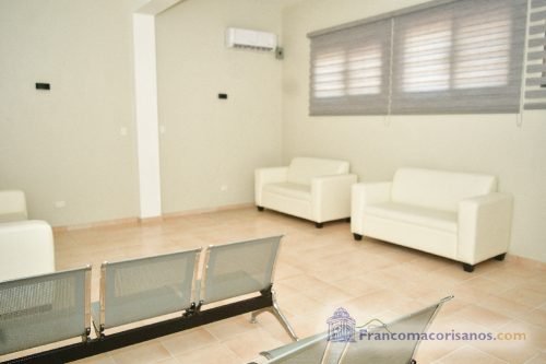 Alcalde Alex Díaz entrega dos funerarias municipales en SFM_00003