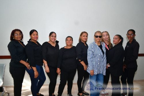 Alcalde Alex Díaz entrega dos funerarias municipales en SFM_00008