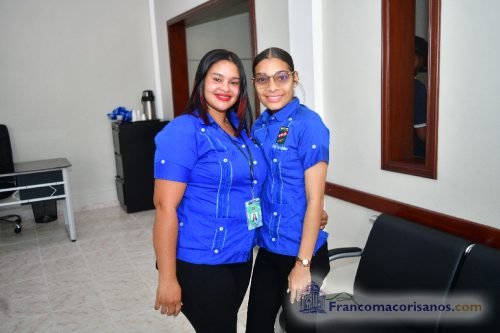 Alcalde Alex Díaz entrega dos funerarias municipales en SFM_00010