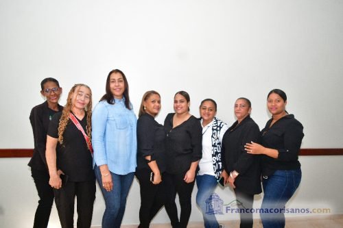 Alcalde Alex Díaz entrega dos funerarias municipales en SFM_00017