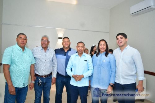 Alcalde Alex Díaz entrega dos funerarias municipales en SFM_00020