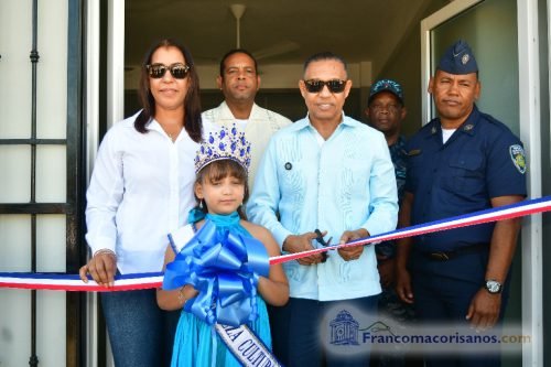Alcalde Alex Díaz entrega dos funerarias municipales en SFM_00030