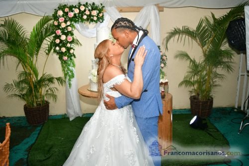 Boda Maria del carmen almonte y Yoel Camilo_00004