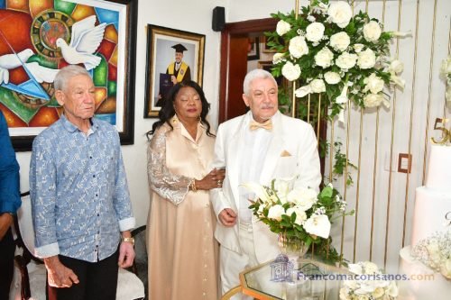 Boda de 50 años de Nereyda y Rufino_00020