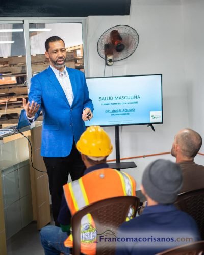 CMDSiglo 21 dicta conferencia en Olorin Industrial sobre salud masculina_00007