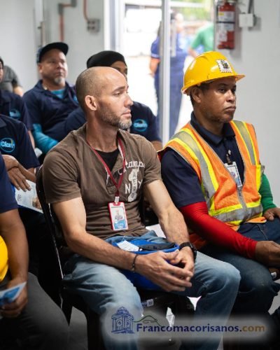 CMDSiglo 21 dicta conferencia en Olorin Industrial sobre salud masculina_00008