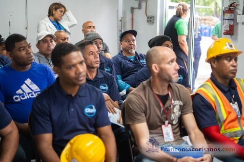 CMDSiglo 21 dicta conferencia en Olorin Industrial sobre salud masculina_00012