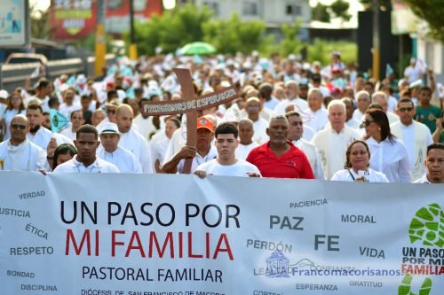 Caminata Un paso por la familia_00009