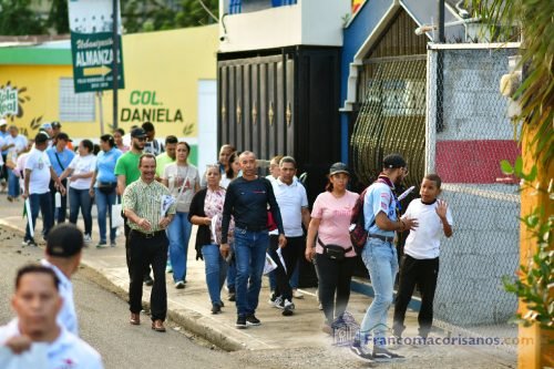 Caminata Un paso por la familia_00017
