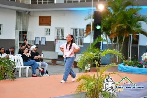 Colegio La Altagracia Presentó Pasarela Talent Show 16