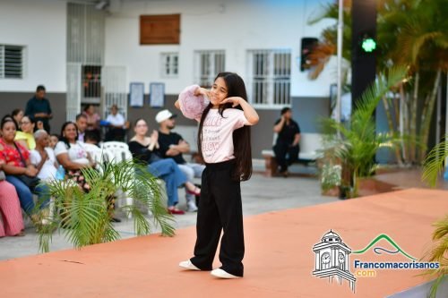 Colegio La Altagracia Presentó Pasarela Talent Show 19