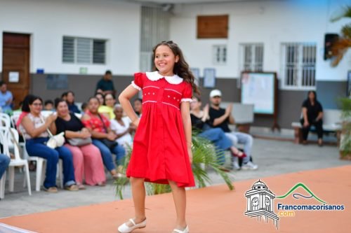Colegio La Altagracia Presentó Pasarela Talent Show 20