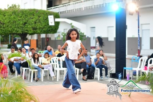 Colegio La Altagracia Presentó Pasarela Talent Show 32