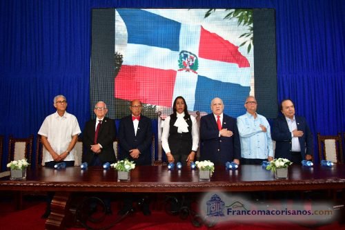 Conferencia Tres Poemas Audiovisuales para La Patria_00001