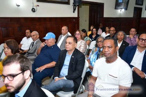 Conferencia Tres Poemas Audiovisuales para La Patria_00012