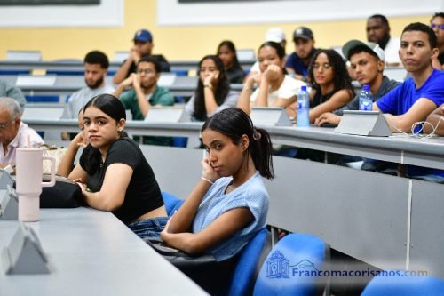 Conferencia UCNE Sept 2025_00005