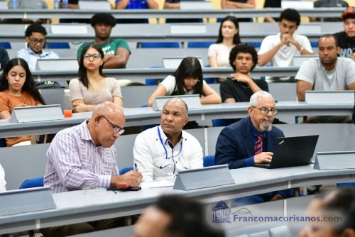 Conferencia UCNE Sept 2025_00011