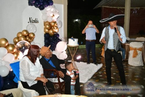Cumpleaños de 92 de Nicolas Reyes_00009