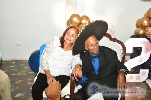 Cumpleaños de 92 de Nicolas Reyes_00011