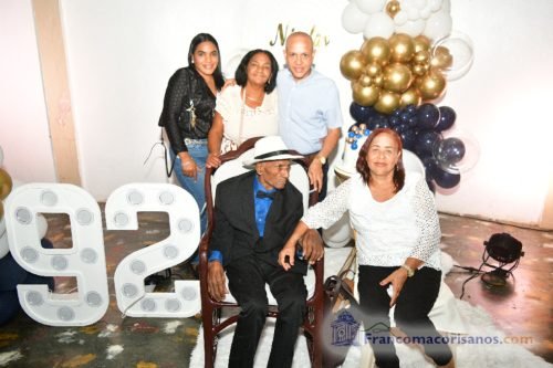 Cumpleaños de 92 de Nicolas Reyes_00018