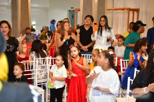 Cumpleaños de Niña Litsy Miracles Rodríguez Martínez en Still Brill 2025_00011