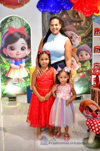 Cumpleaños de Niña Litsy Miracles Rodríguez Martínez en Still Brill 2025_00018