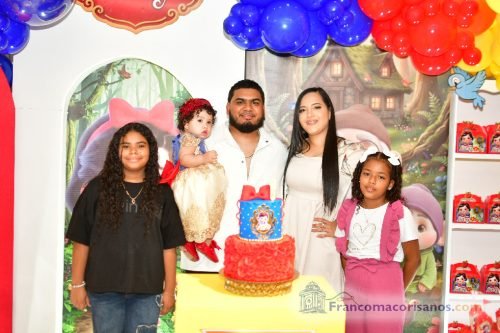 Cumpleaños de Niña Litsy Miracles Rodríguez Martínez en Still Brill 2025_00029