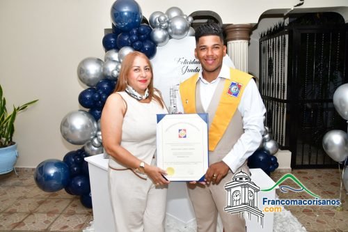 Fiesta De Graduacion De Oriol Almontes Ramos 08