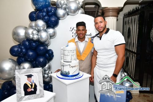 Fiesta De Graduacion De Oriol Almontes Ramos 12