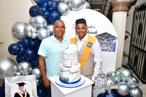 Fiesta De Graduacion De Oriol Almontes Ramos 15