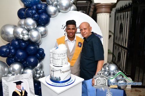 Fiesta De Graduacion De Oriol Almontes Ramos 18