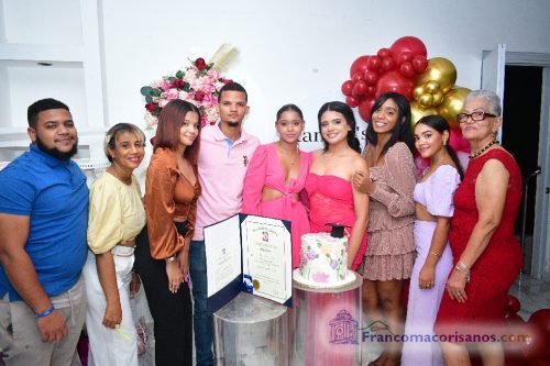 Fiesta de graduacion y cumpleaños de Kamila Mercedes Merejo Sanchez_00010